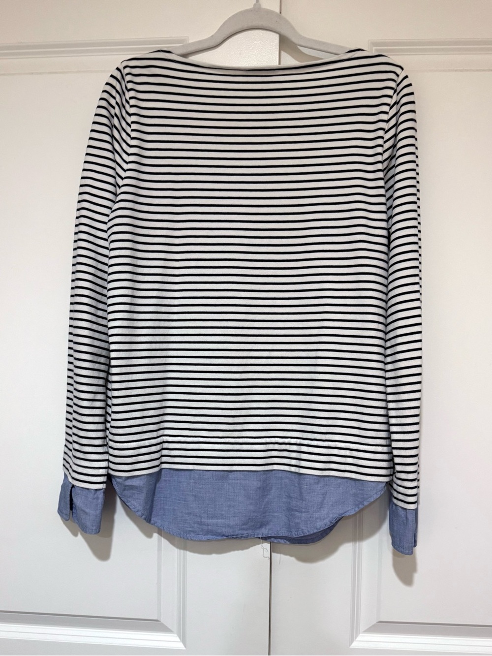 Striped Blue & White Layered Hem 💯% Cotton Women's Top - Picture 5 of 6